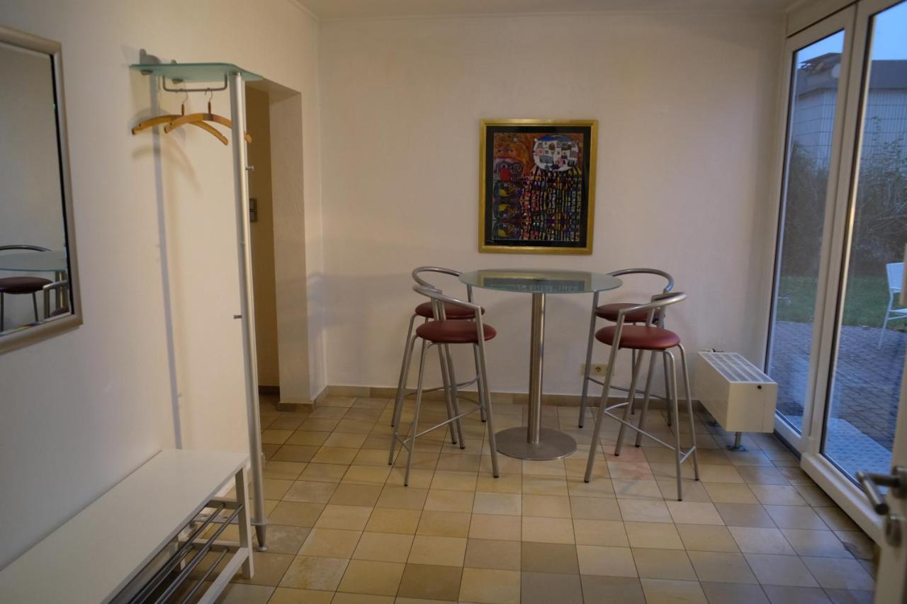 Ruhiges Haus Mit Privatem Garten Halstenbek Екстериор снимка