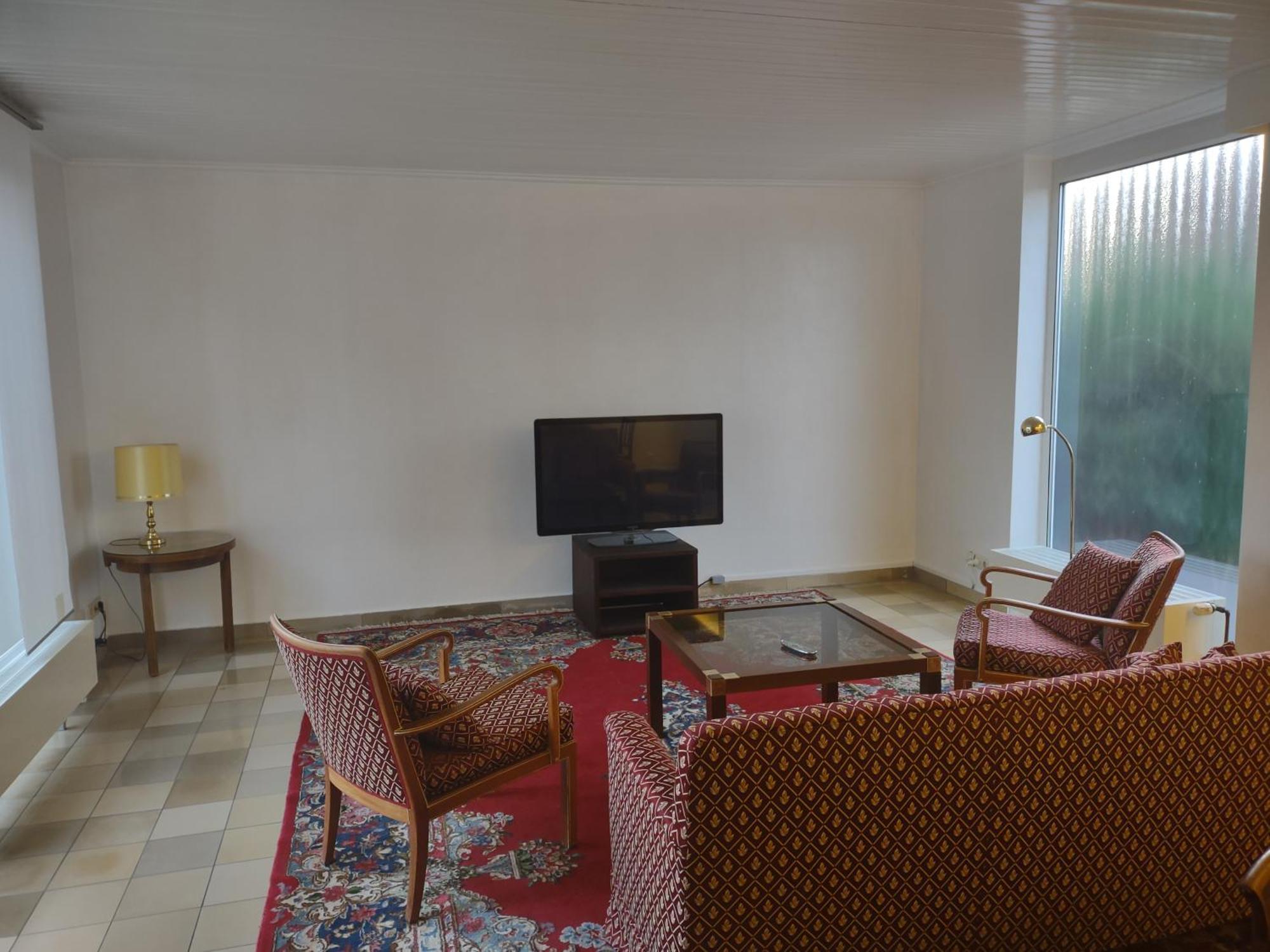 Ruhiges Haus Mit Privatem Garten Halstenbek Екстериор снимка